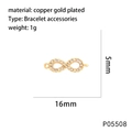 Makrodetail eines 18K vergoldeten Unendlichkeitsanhängers mit Zirkonia-Mikropflaster - Unendlichkeit - Kurz (P05508)