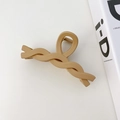 Matte beige resin twisted hair claw clip for elegant Korean style hair styling - Twisted Chain / 11cm / Light Brown
