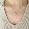 Collar de margarita plateado para mujer de acero de titanio con detalles de circón - 41+5cm / Plateado