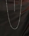 Dettaglio della collana a catena serpente argento con perline e estensione regolabile - Argento