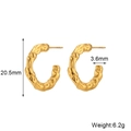 18K vergoldete Edelstahl-Creolen mit unregelmäßiger Textur, Abmessungen und Gewicht - C-Förmige Unregelmäßige Oberflächenohrringe - Gold - 20 mm