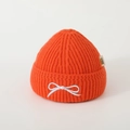Grazioso cappello lavorato a maglia arancione per neonati con fiocco bianco invernale - Neonato circa 2-6 anni / Arancione