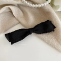 Elegante pinza para el pelo con lazo de malla negra y bordes ondulados para mujer - Negro
