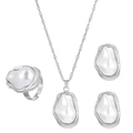 Conjunto de joyas de perlas Barrocas plateadas con collar, anillo y pendientes finos - Juego de joyas de perlas artificiales barrocas, 3 piezas / Plateado