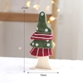 Figurine d'arbre de Noël en feutre de laine rouge et vert sur socle en bois naturel - Rouge et vert à pois blancs
