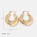 Detailed view of gold chunky C-hoop earrings with 3.2cm height and 2.8cm width dimensions - C-irregular Texture-Gold