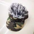 Gorra creativa de camuflaje con peluca gris para cosplay y protección solar casual - Talla única / Camuflaje (Peluca Gris-Blanco)