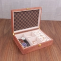 Boîte de rangement vintage en bois d'acajou pour montres avec motif à damier - Palissandre Rouge (Cuir à Carreaux) 3+1 Emplacements