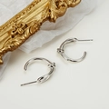 Orecchini a cerchio annodati in argento sterling S925 minimalisti color argento - Argento 925 / Placcato Platino (Con Chiusure in Argento)