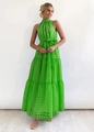 Detailaufnahme des grünen Schachbrettmusters auf dem ärmellosen Neckholder-Maxikleid - S / Grün