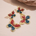 Boucles d'oreilles vintage papillon en émail rouge et bleu avec bordure dorée - Clous d'oreilles pendentif papillon à texture peinte avec tige en argent