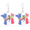 Details von Holzohrringen in Frankreich-Form mit Trikolore und Läuferin-Silhouette - Frankreich Karte Stil (N-298)