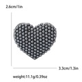 Spilla a cuore con perle metalliche grigio scuro e indicazioni di dimensioni e peso - Forma di Cuore/Perline Grigio Scuro / Nero