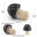 Modelo de seta Amanita negra con manchas blancas, figura decorativa de plástico duro - Amanita Muscaria Negra (T15515)