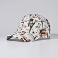 Vue détaillée du motif Tour Eiffel sur cette casquette de baseball blanc crème - Tour Eiffel Blanche