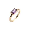 Goldener offener Ring mit rechteckigem violettem Zirkon und schwarzen Kristallakzenten - Einstellbar Offen / Lila