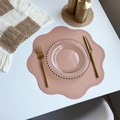 Pink petal-shaped PU leather placemat with gold beaded edge and cutlery set - Flower / Pink