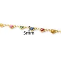 Detalle de colgantes de corazones coloridos de 5mm en cadena DIY de acero inoxidable dorado - Cadena de Corazón de Pegamento de Goteo Colorida 5mm / Oro de 18 quilates al vacío