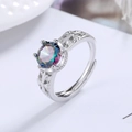 Anello regolabile in argento con zirconia arcobaleno tonda e motivi vintage incisi - Aperto Regolabile / Rame placcato oro bianco