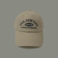 Detailed close-up of 1989 New York embroidery on beige vintage cotton baseball cap - Khaki
