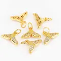 Cinq pendentifs queue de sirène plaqués or avec zircone pour la création de bijoux DIY - Queue de Baleine Gold Plated / 1 pièce