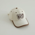 Dettaglio del cappellino beige con bordo marrone e ricamo King in rilievo per bambini - 52-54cm (3-8 Anni) / Bianco Sporco