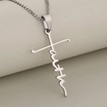Elegante collar de cruz en acero inoxidable plateado con colgante de letra faith - Color Acero