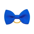 Detailansicht einer blauen Ripsbandschleife mit einem elastischen orangen Haargummi - Blau