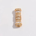 Dettaglio macro di perla in argento S925 dorato con zirconi per collane DIY - Tipo A: Oro T-Square Zirconia Bianca Chiusura a Vite