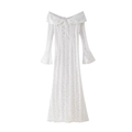 Robe longue élégante en dentelle blanche à épaules dénudées avec des manches cloche évasées - S / Blanc