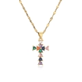 Collana a croce in oro con zirconi colorati a forma di cuore e catena a onde - Croce Fantasy in Pietra Ovale (CN001964YH)