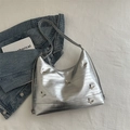 Borsa tote argento testurizzata con farfalle 3D e tracolla regolabile - Argento