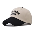 Gorra Arizona bordada en algodón beige y negro con detalle de EST 1751 bordado - Ajustable / Negro/Blanco