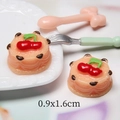 Miniatura di torta di fragole in resina per fai-da-te con ciliegina decorativa - Torta alle Ciliegie-Arancione