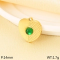 Ciondolo a cuore dorato con gemma verde rotonda e finitura testurizzata 14mm - Stile Cuore a Metà Trama (KLJ10922-ZLA)