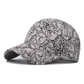 Berretto da baseball in cotone grigio con graffiti di visi astratti neri stile street art - Beige Cartone Animato