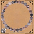 Bracciale di perline in marmo rosa e grigio con ciondolo coccinella su carta regalo - Bracciale in Pietra Zebra Rosa