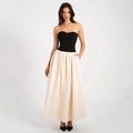 Vestido largo palabra de honor con cuerpo negro ajustado y falda beige en contraste - S / Negro/Beige