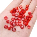 Perline piatte in vetro millefiori rosso a forma di fiore di prugna per gioielli fai da te - 6mm / Rosso
