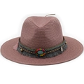 Dettaglio cappello di paglia rosa con perline boho, pietra turchese e nappe decorative - M(56-58cm) / Rosa Antico