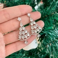 Boucles d'oreilles sapin de Noël en argent avec zircons brillants et détail d'étoile - Boucles d'oreilles sapin de Noël en zircone