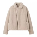 Detailed view of beige faux shearling jacket with lapel collar and diagonal closure - S / Off White