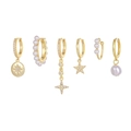 Elegante set di 6 orecchini placcati in oro con perle e ciondoli a stella per donna - Set da 6 pezzi / Oro