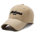 Berretto da baseball in cotone beige con ricamo Alabama 1895 nero in vista laterale - Beige scuro
