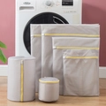 5-piece set of grey mesh laundry bags with yellow zippers in various sizes for washing machines - Small 30*40cm / 70g Fine Mesh Candy Grey