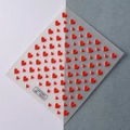 Vue détaillée d'autocollants 5D pour ongles avec motifs de cœurs rouges en relief 3D - Cœur d'Amour Rouge (TS-011)