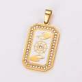 Détail d'un pendentif tarot carré plaqué or 18K avec émail blanc et cristaux fins - Style Œil de Hamsa (6143433479362)
