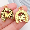 Pendentifs fer à cheval et cheval dorés en alliage pour création bijoux DIY - Fer à Cheval de l'Ouest (19243) / 23x18mm