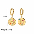 Detail of 18k gold heart earrings with colorful zircons and hammered texture, 30mm size - Hammered Round Disc Pendant (TE6100)