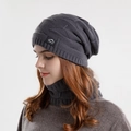 Ensemble bonnet et écharpe en tricot gris foncé avec doublure polaire et écusson sport - Gris
